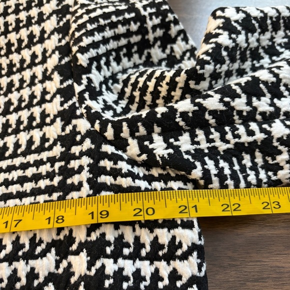 Ellane Rose Chic Houndstooth Pea Coat in Black and White L - Picture 8 of 11